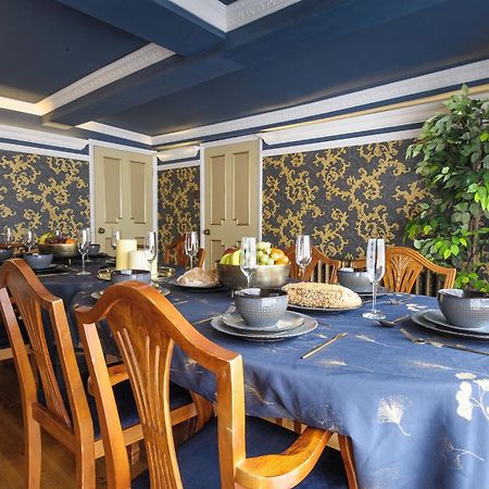 Luxury 9 Bed Manor House Hot Tub Cinema Room Skytv Saffron Walden Ngoại thất bức ảnh